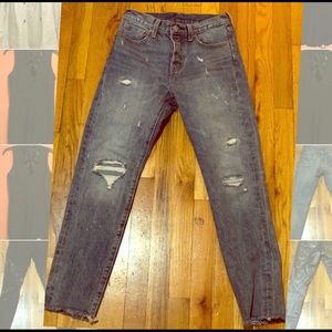Levi High Waisted Jeans